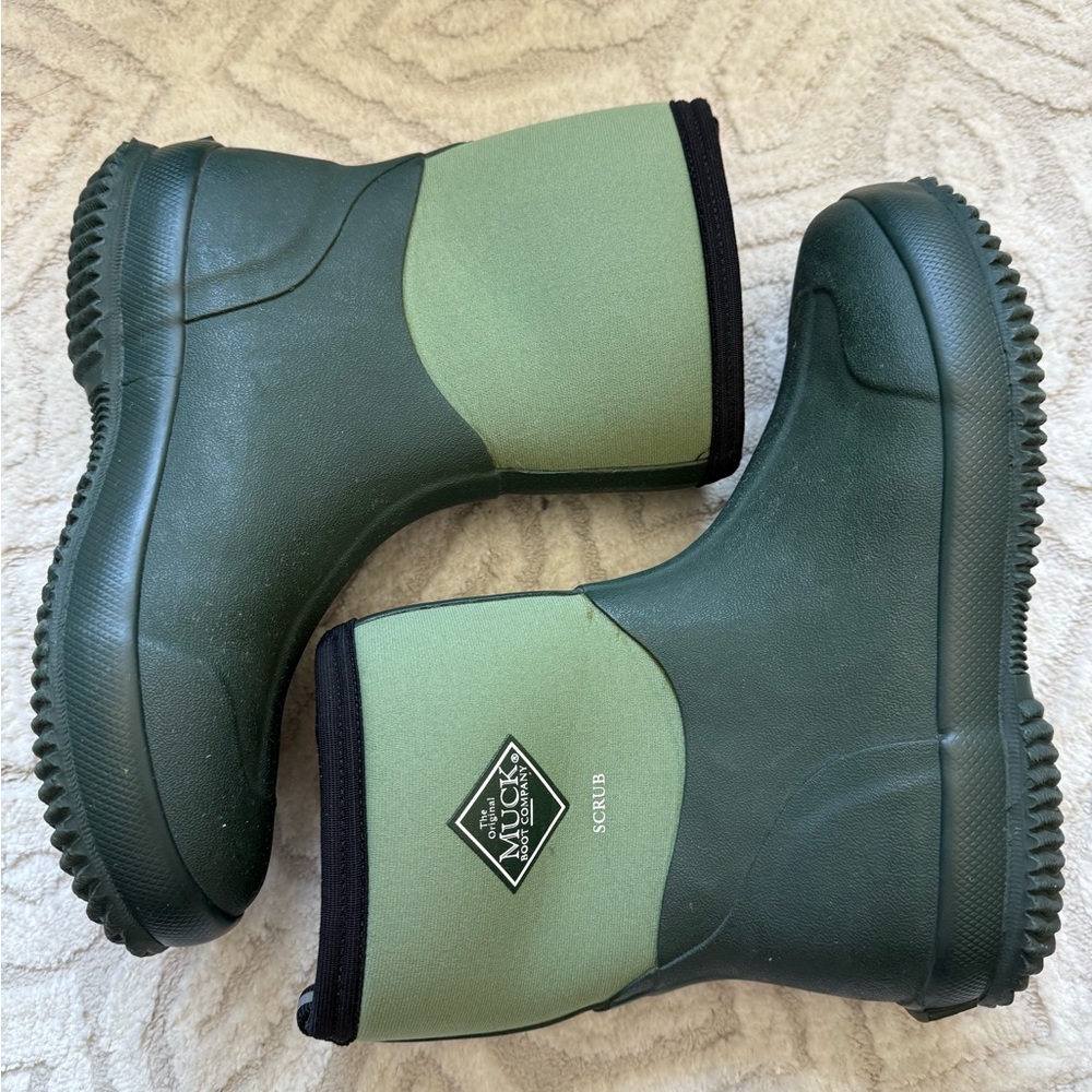 MUCK BOOTS (scrub) 💚 Green, Women’s Size 8